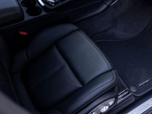 New 2026 Porsche Macan S image 35