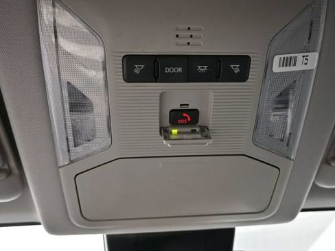 Certified 2024 Toyota RAV4 XLE AWD/4WD image 20