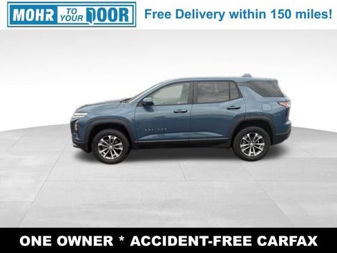 Used 2025 Chevrolet Equinox LT w/ Safety and Technology Package image 2