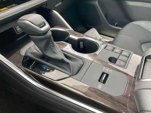 New 2026 Toyota Highlander Limited AWD/4WD image 26
