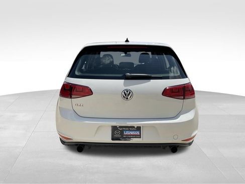 Used 2016 Volkswagen GTI SE FWD image 6