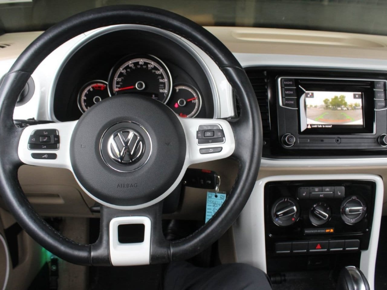 Used 2019 Volkswagen Beetle 2.0T S FWD image 38