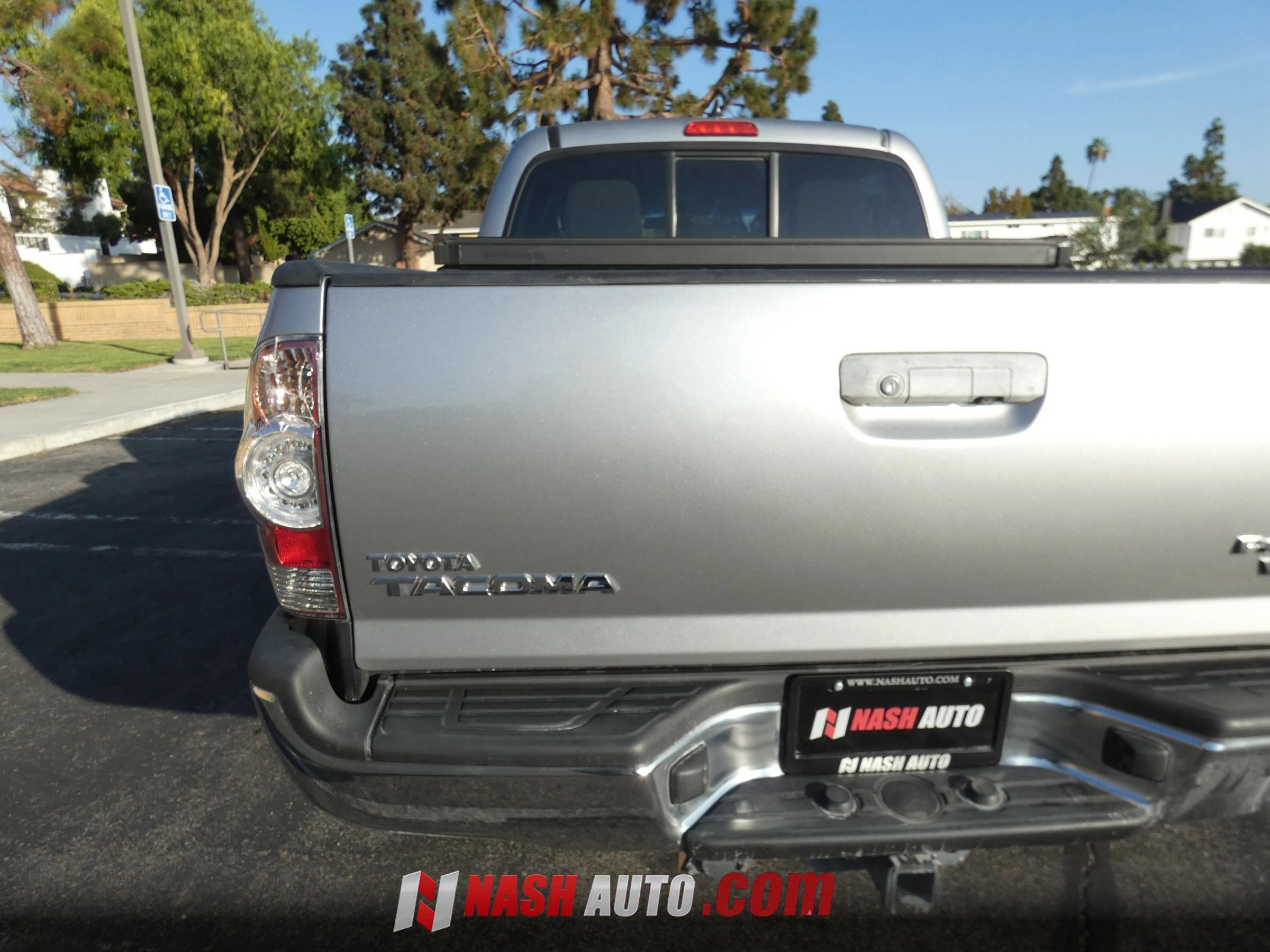 Used 2015 Toyota Tacoma PreRunner w/ SR5 Package RWD image 11