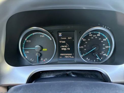 Used 2016 Toyota RAV4 XLE image 17