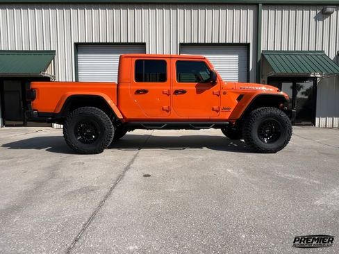 Used 2025 Jeep Gladiator Mojave image 33