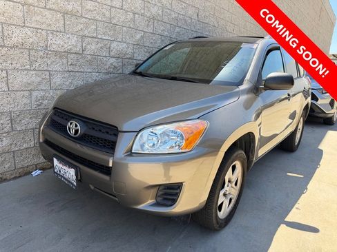 Used 2012 Toyota RAV4 FWD w/ Value Pkg image 2