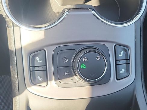 Used 2023 GMC Terrain AT4 image 14