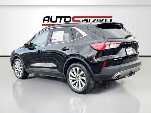 Used 2022 Ford Escape Titanium w/ Titanium Elite Package image 5