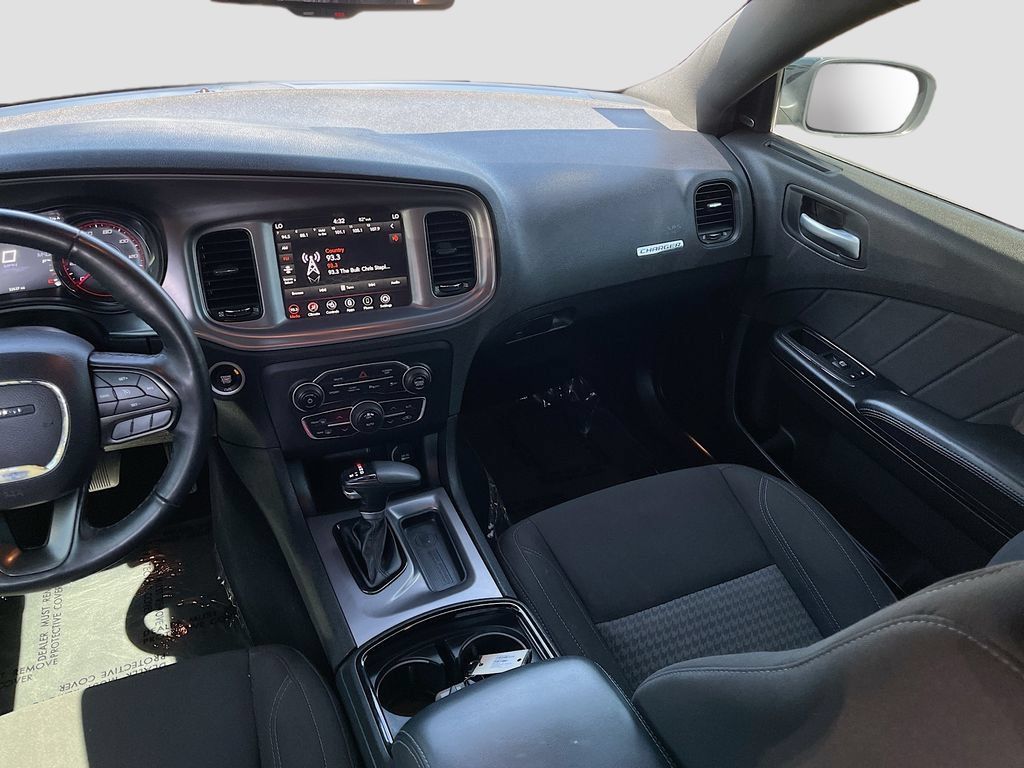 Used 2023 Dodge Charger SXT w/ Blacktop Package AWD/4WD image 23