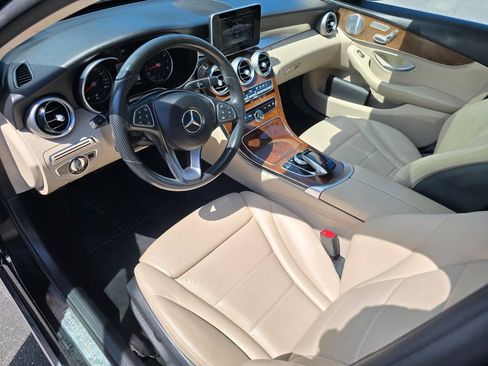Used 2015 Mercedes-Benz C 300 4MATIC Sedan image 12