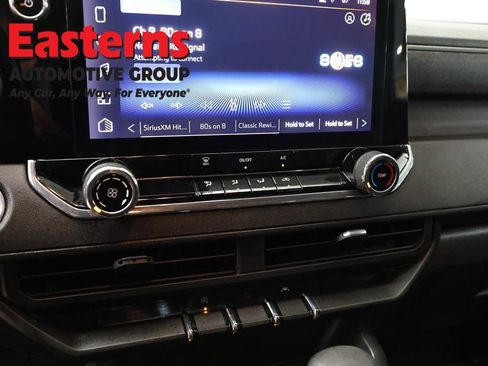 Used 2023 Chevrolet Colorado W/T RWD image 19