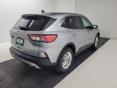 Used 2021 Ford Escape SE w/ Convenience Package FWD image 9