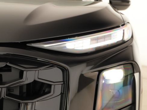 New 2026 Audi Q3 quattro 2.0T AWD/4WD image 31