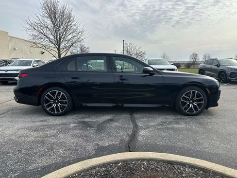 New 2026 BMW 760i xDrive w/ Executive Package AWD/4WD image 11
