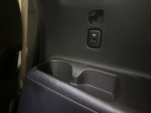 Used 2020 Buick Enclave Essence image 36