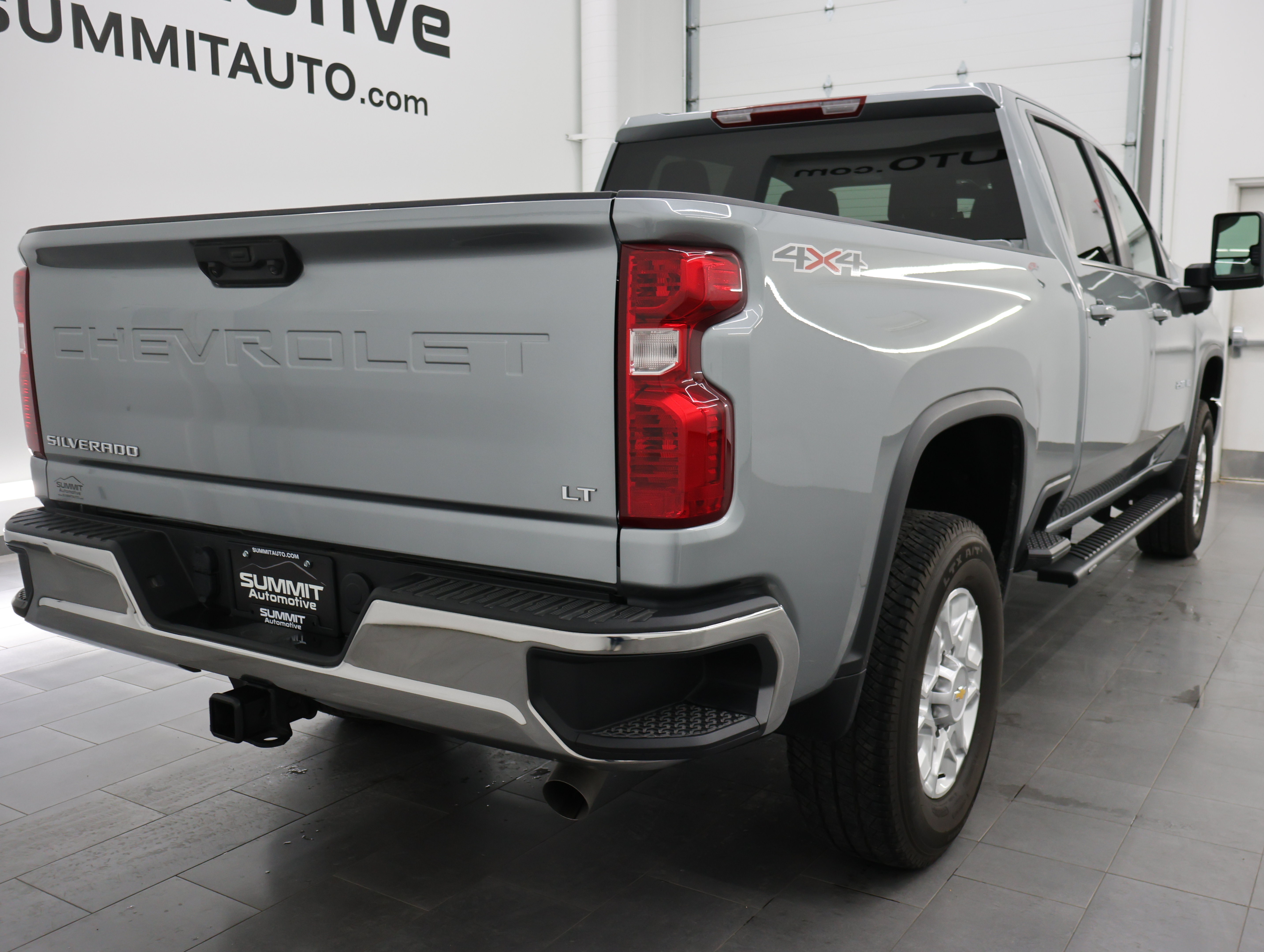 Used 2026 Chevrolet Silverado 2500 LT AWD/4WD image 4