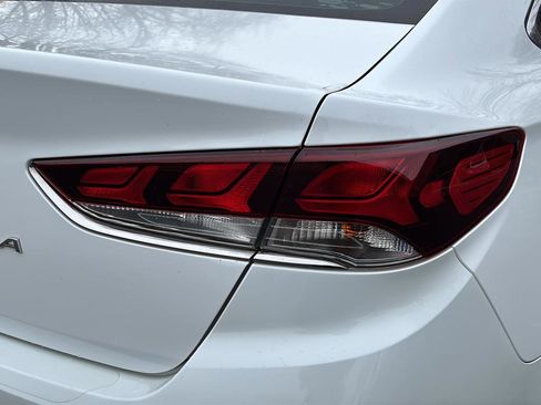 Used 2019 Hyundai Sonata SE image 13