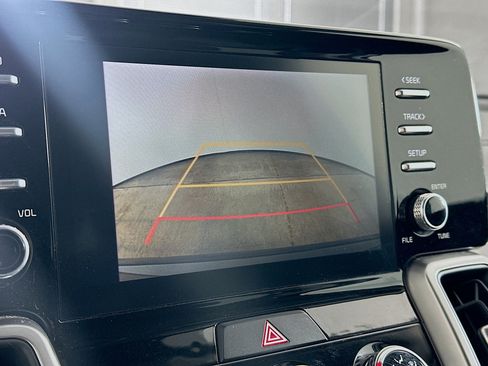 Used 2022 Kia Sorento LX FWD image 22