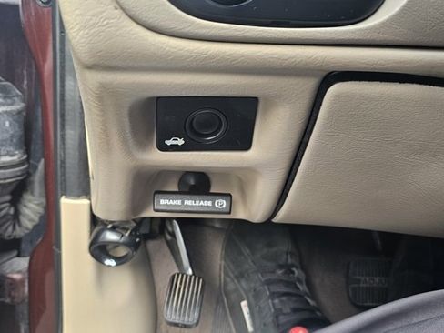 Used 2000 Mercury Sable LS Premium image 9