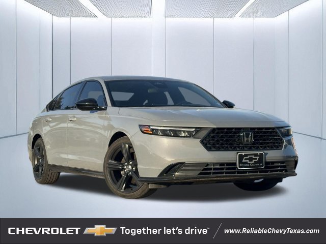Used 2024 Honda Accord Sport image 1