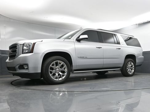 Used 2017 GMC Yukon XL SLT image 23
