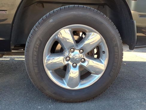 Used 2017 RAM 1500 Big Horn image 8