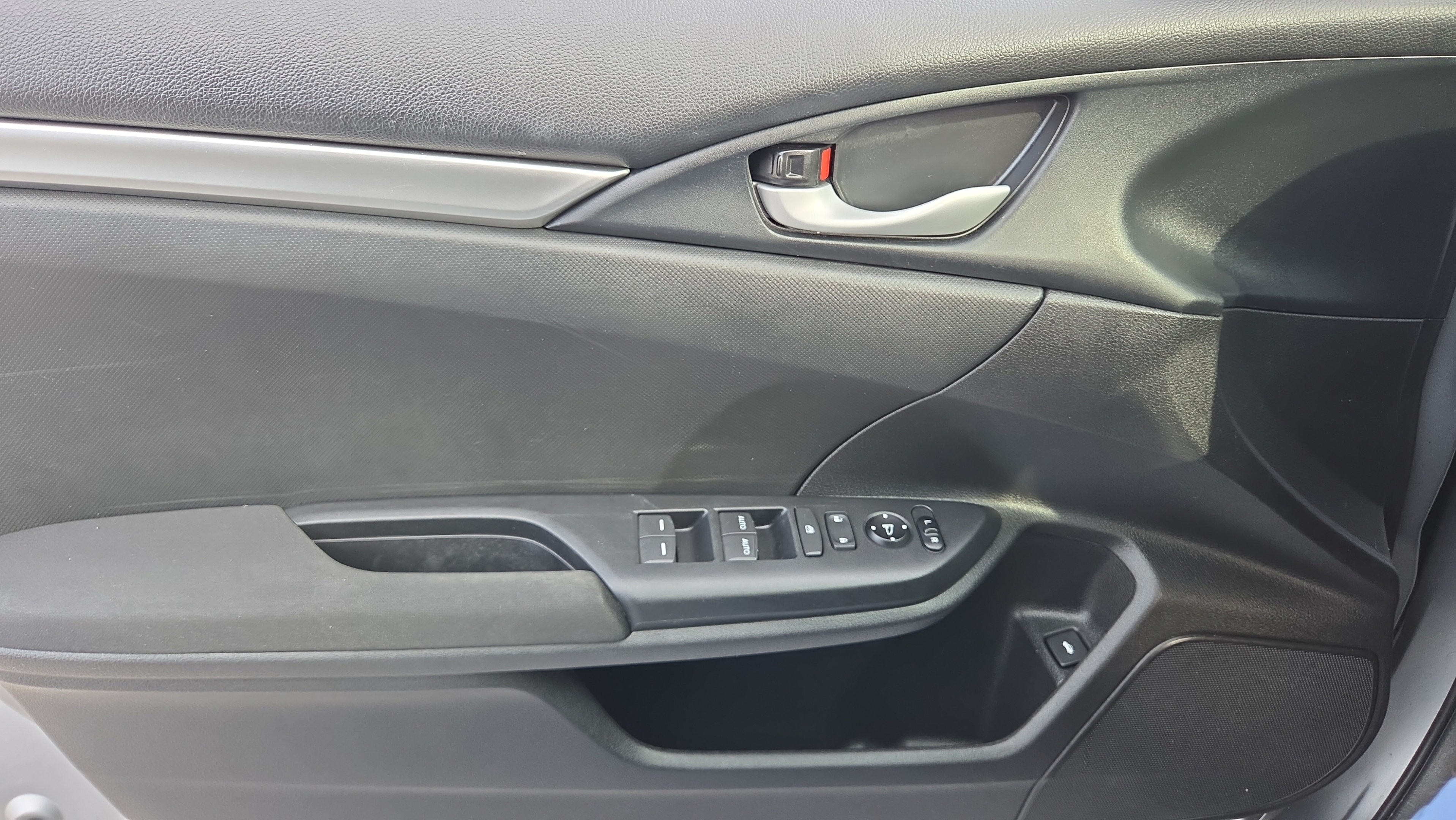 Used 2018 Honda Civic LX image 36