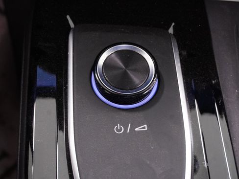 Used 2025 Buick Enclave Sport Touring w/ Power Package image 31