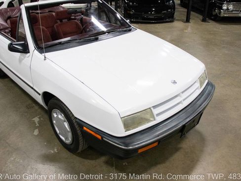 Used 1991 Dodge Shadow Convertible image 14