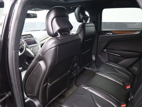 Used 2019 Lincoln MKC Reserve FWD image 23