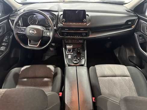 Used 2025 Nissan Rogue SV AWD/4WD image 28