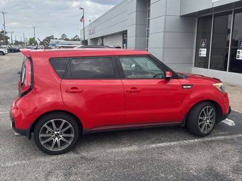 Used 2018 Kia Soul ! image 6