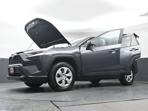 Certified 2025 Toyota RAV4 LE AWD/4WD image 44