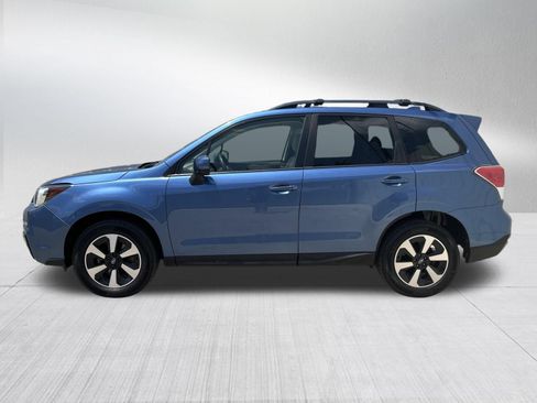 Used 2018 Subaru Forester 2.5i Premium AWD/4WD image 4