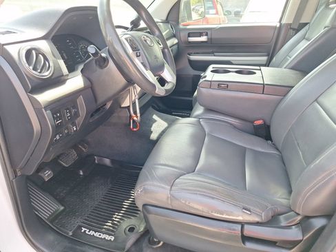 Used 2020 Toyota Tundra SR5 AWD/4WD image 18