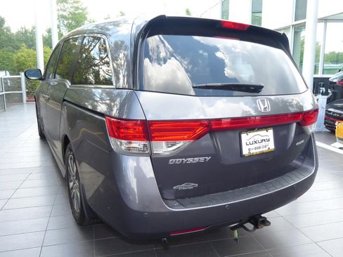 Used 2016 Honda Odyssey Touring Elite image 11