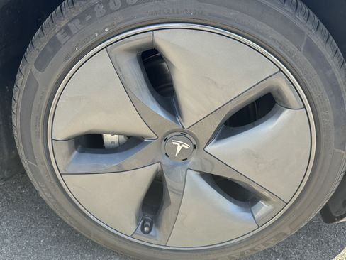 Used 2018 Tesla Model 3 Long Range AWD/4WD image 15