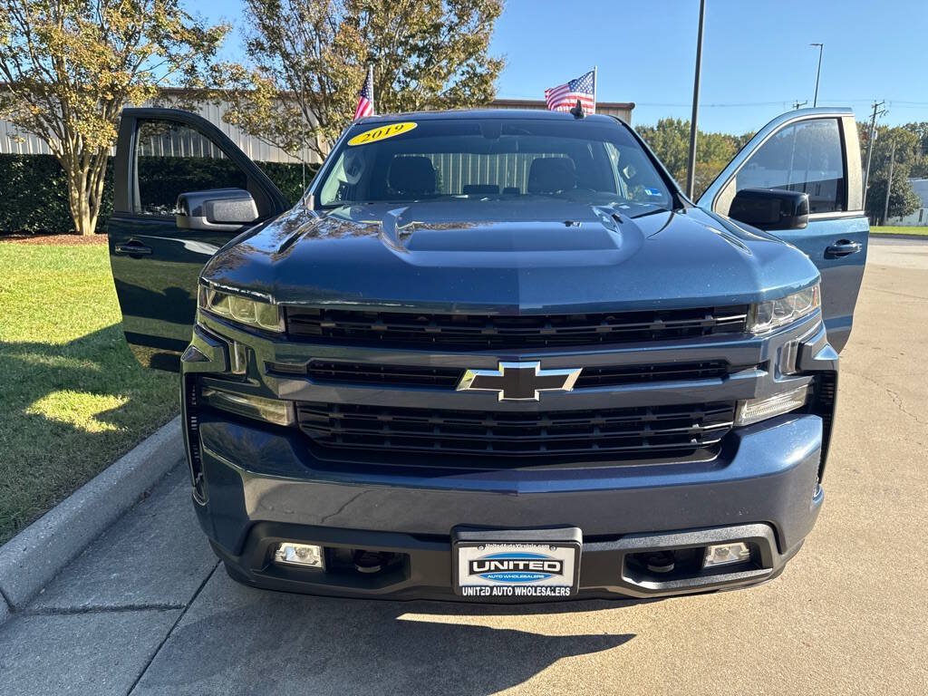 Used 2019 Chevrolet Silverado 1500 RST w/ True North Edition AWD/4WD image 8