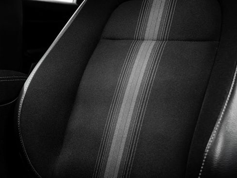 Used 2022 Honda Civic Sport image 34