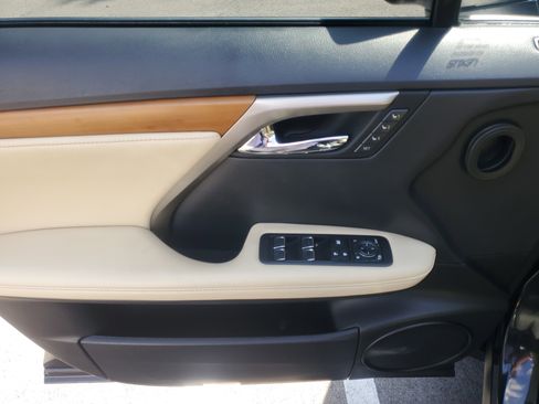 Certified 2022 Lexus RX 350 FWD w/ Premium Package image 19