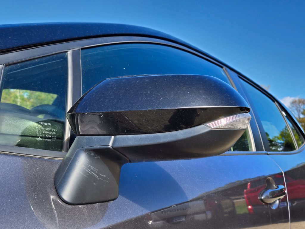 Used 2023 Toyota Corolla SE FWD image 12