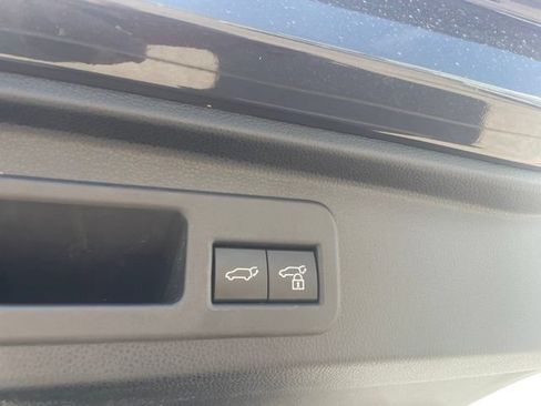 Used 2026 Toyota 4Runner TRD Off-Road Premium AWD/4WD image 9