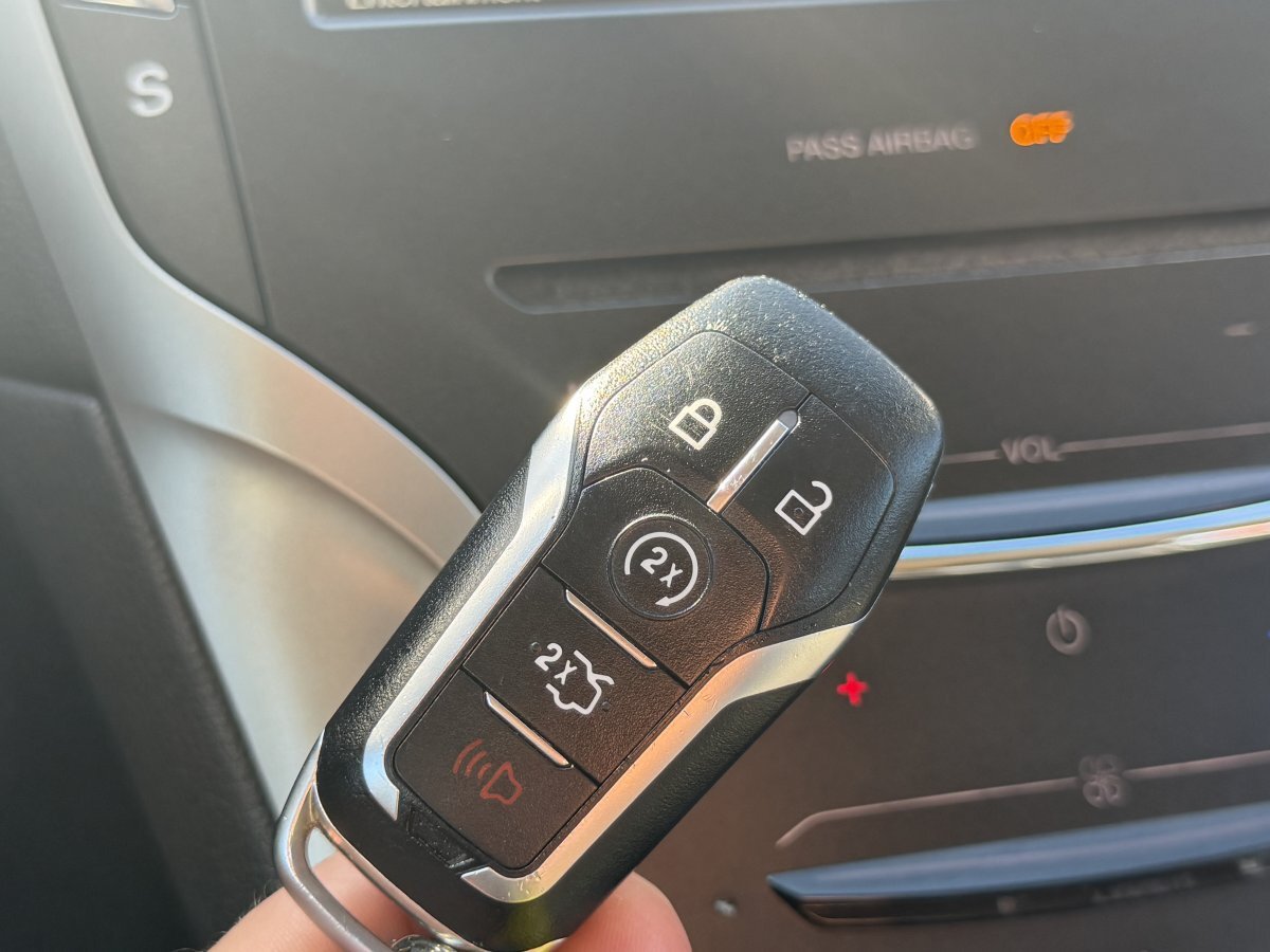 Used 2014 Lincoln MKZ AWD w/ Equipment Group 103A image 23