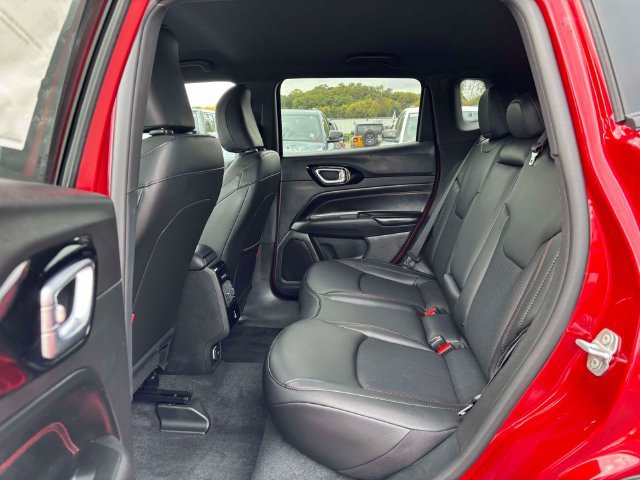 New 2027 Jeep Compass Trailhawk AWD/4WD image 9