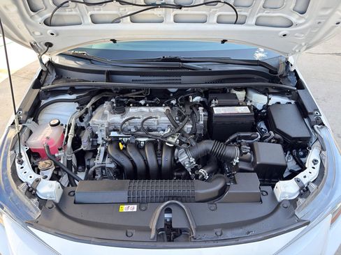 Used 2021 Toyota Corolla LE image 20