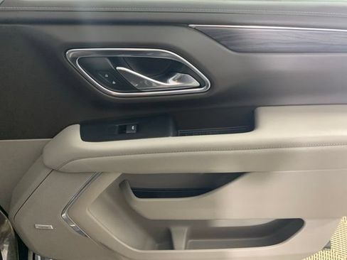 Used 2021 GMC Yukon SLT w/ SLT Luxury Package AWD/4WD image 35