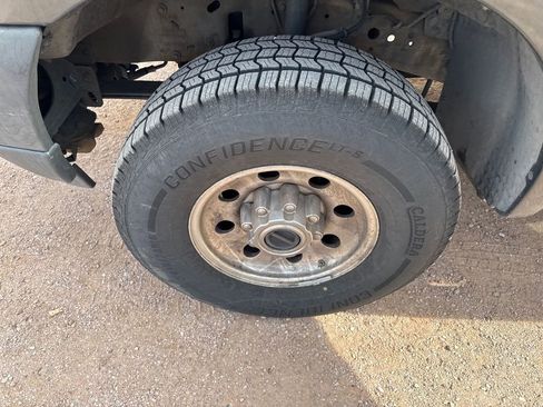 Used 2004 Ford F250 XL image 18