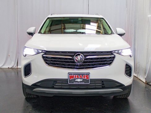 Certified 2022 Buick Envision Essence w/ Technology Package I image 2