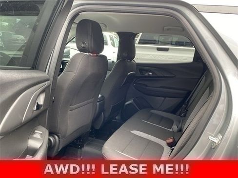 Used 2025 Chevrolet TrailBlazer LS w/ LS Convenience Package image 23