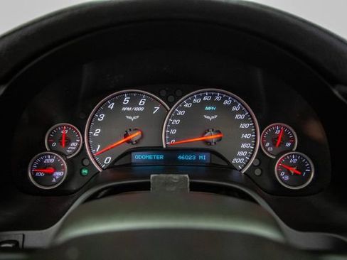 Used 2008 Chevrolet Corvette Convertible w/ Preferred Equipment Group RWD image 7